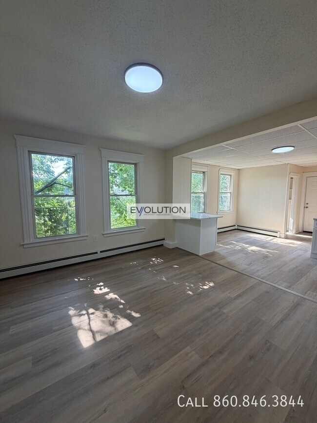906-908-908 Park St Unit 3W