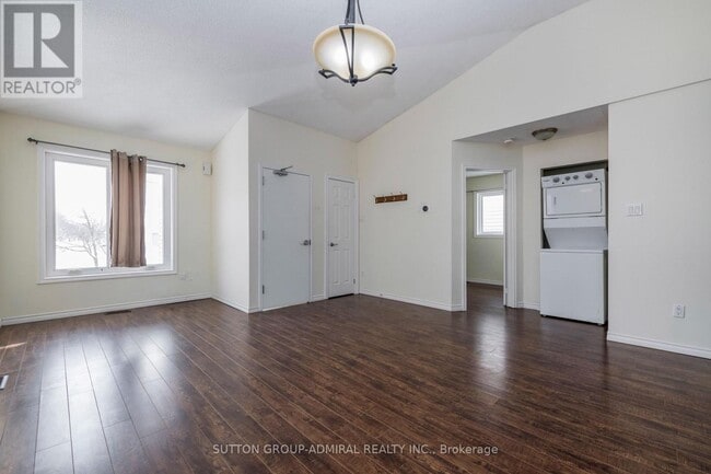 Photo - 64 Copeman Crescent