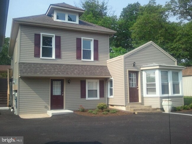 Photo - 1711 Lincoln Hwy Apartment Unit 5