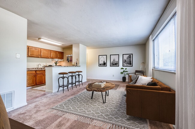 Photo - Colonial Garden