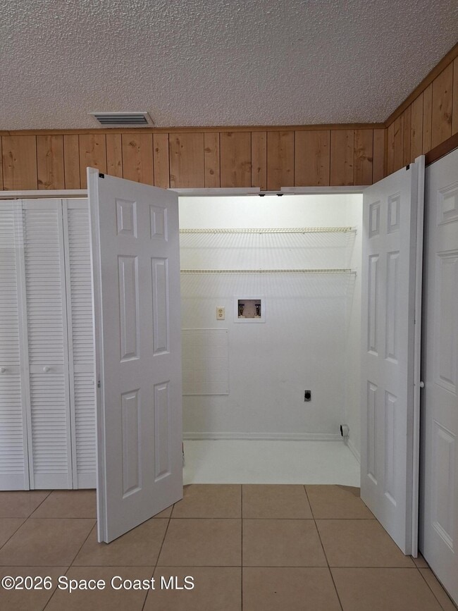 Photo - 246 Jepson St