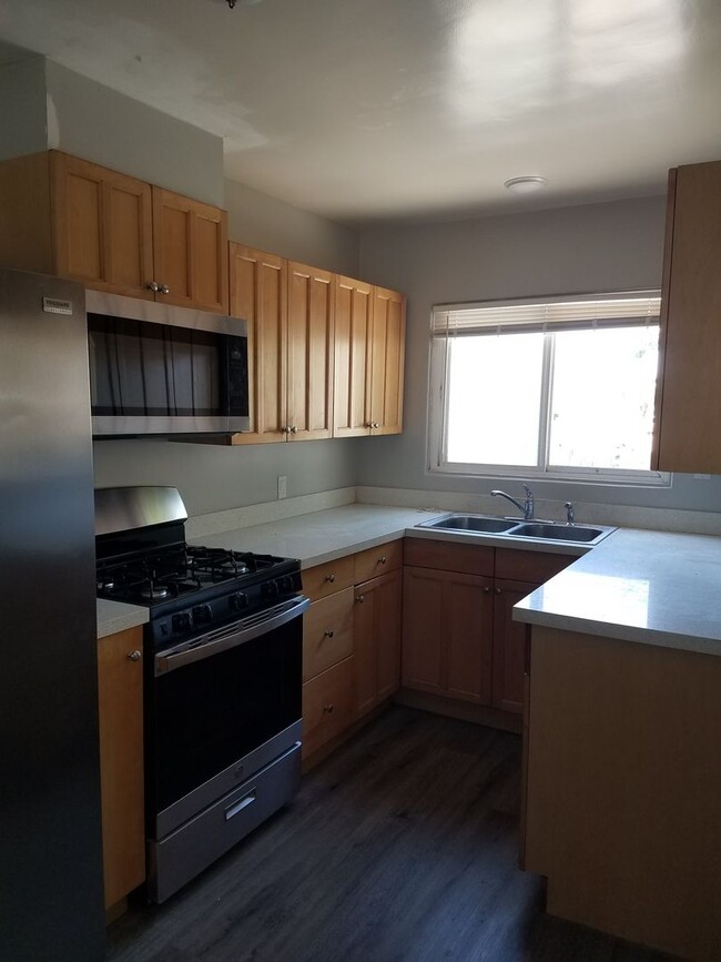 Photo - 2-Bed/1-Bath House w/Garage. Walking Distance to Beach