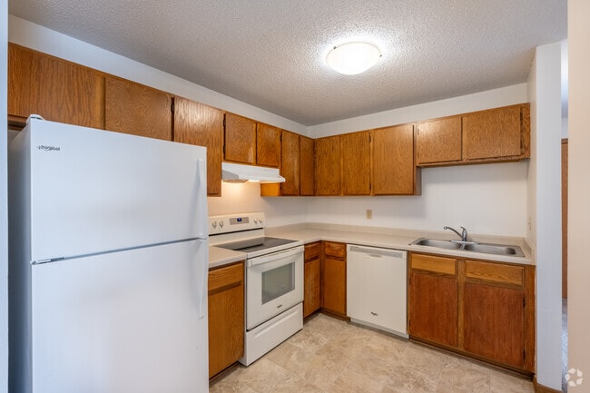 2BR, 1BA - 847SF - B - Kitchen - Surrey Gardens Apartments