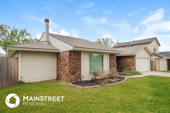 Photo - 11235 Davis Ct