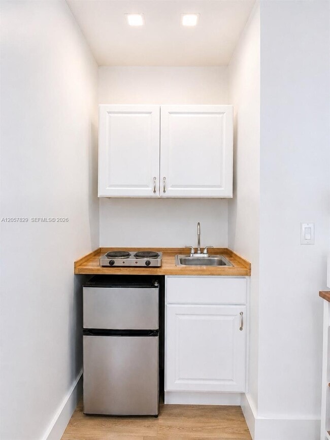 Photo - 3025 Indian Creek Dr Unit 106