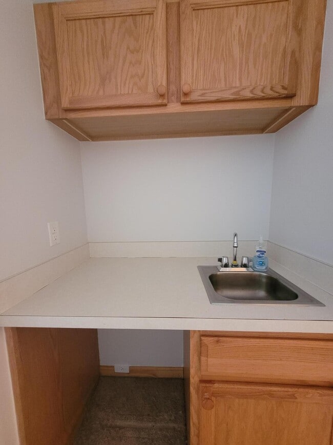 Photo - 8331 Mulligan Cir Unit B