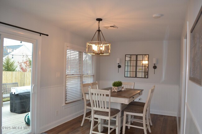 Photo - 123 Spinnaker Ave