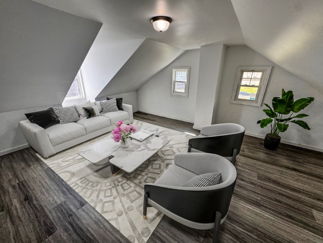 Building Photo - 1716 N 6th St