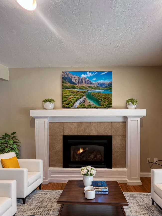 Photo - 3380 Janet Dr