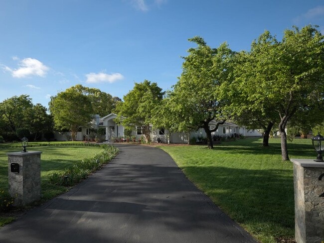 Photo - 2 Callado Way