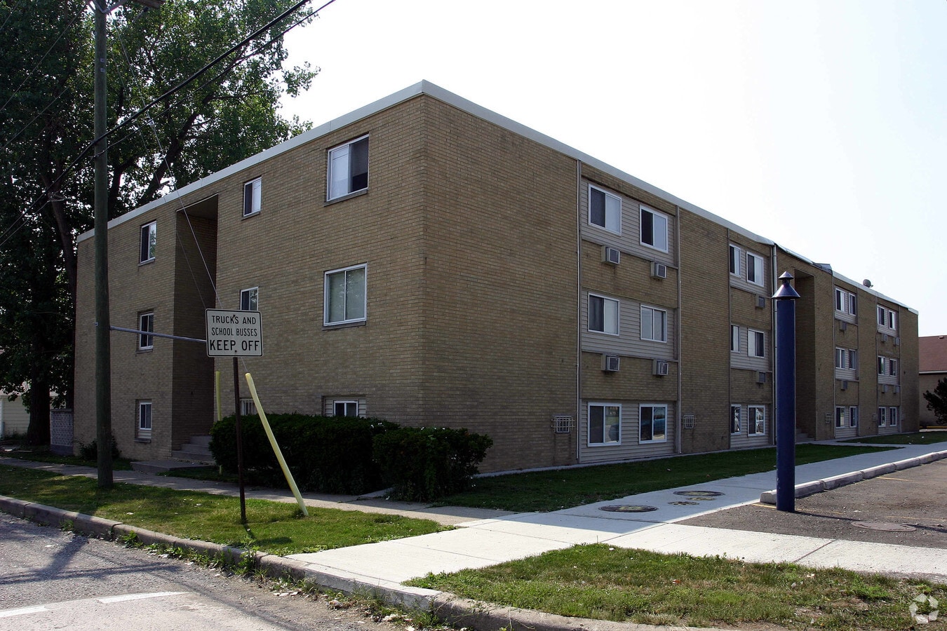 Greenfield Apartments - Greenfield Apartments