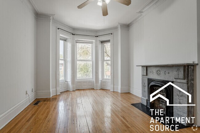 Building Photo - 241 W Scott St Rental