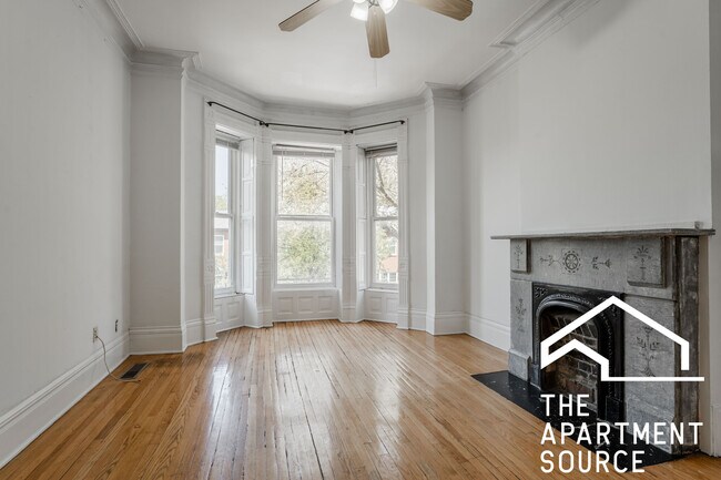 Photo - 241 W Scott St Condo Unit 3