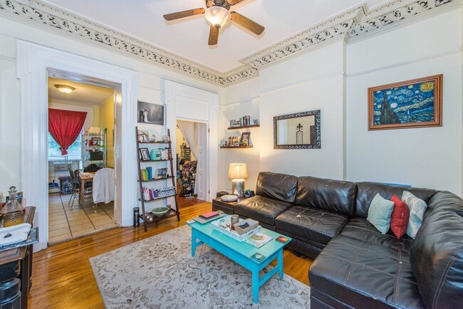 Photo - 208 5th St Unit 2