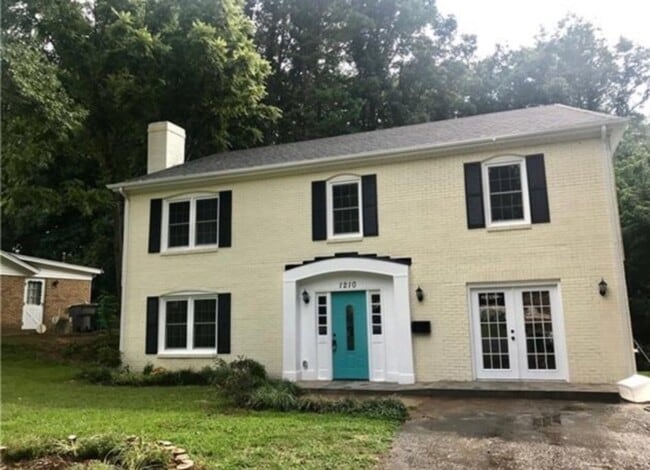 Photo - 1210 Allenbrook Dr