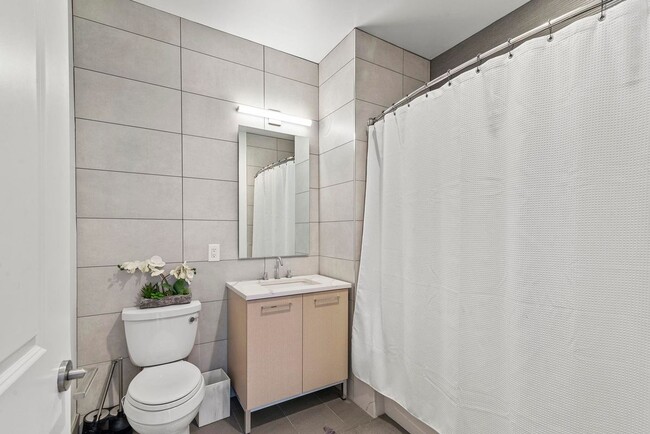 Photo - 1400 Hudson St