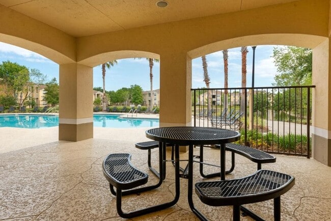 Lindsey Terrace Apartments