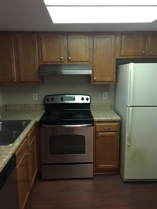 Photo - Holly Tree Condominiums
