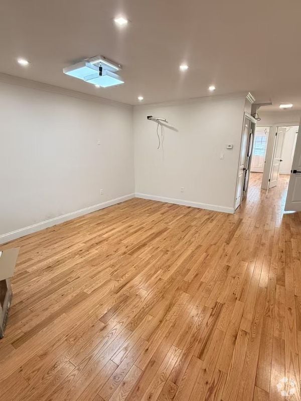 Building Photo - 32-00 74th Street, 2F Rental
