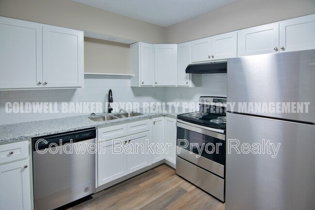 Photo - 5824 Moody Sawyer Rd