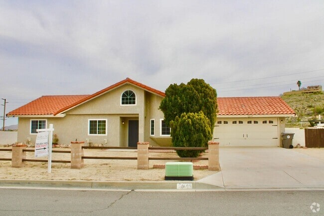Building Photo - COMING SOON!! Comfortable and Spacious 3 b... Rental