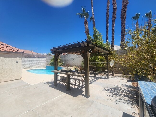 Photo - 3660 Catalina Dr