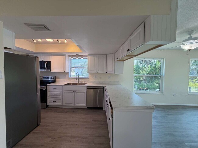Photo - 2-bedroom, 2-bathroom residence located in Punta Gorda Isles Unit 1A