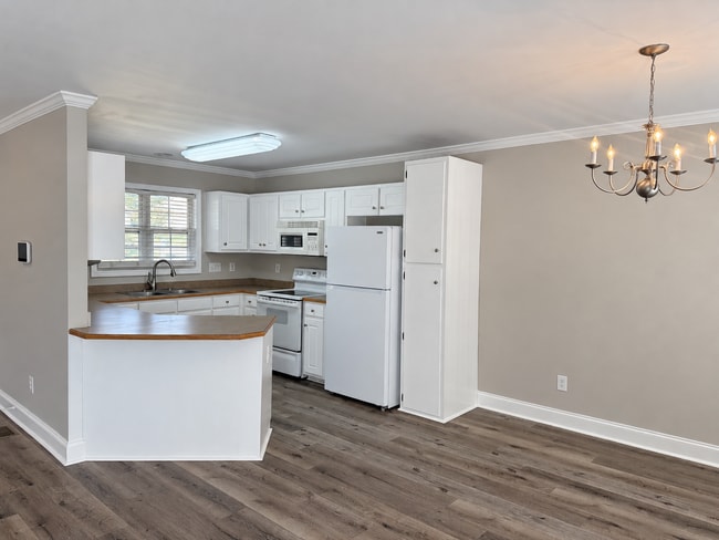 714 Ralph Graham Dr