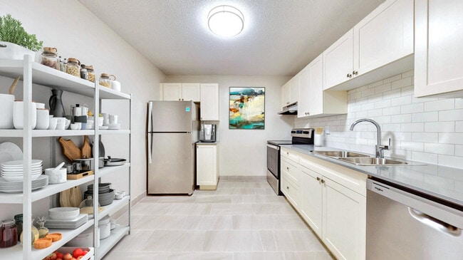 Photo - White Oaks Gate