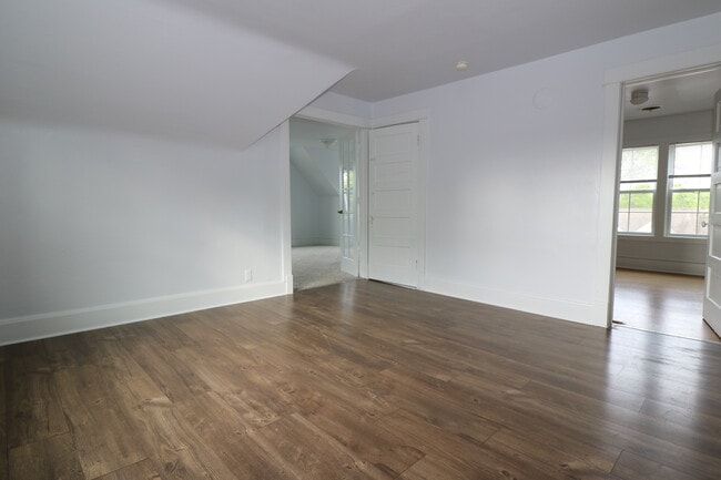 Sala de estar - 124 Proudfit St Unidad 3