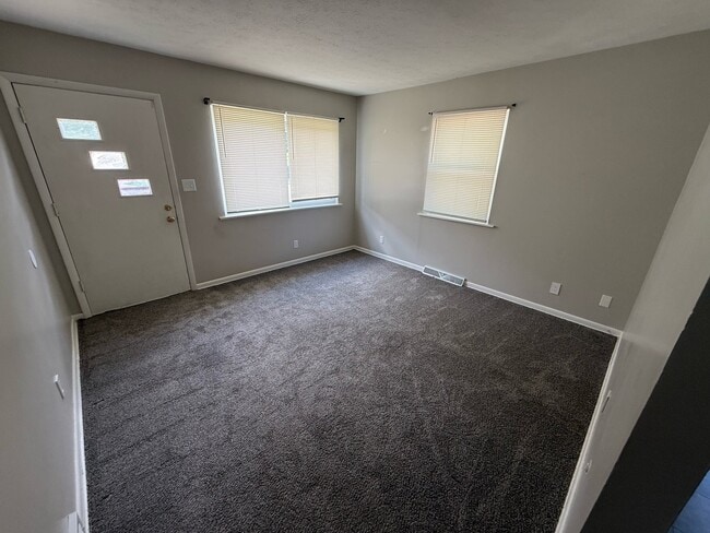 1791 Manchester Rd Unit 1
