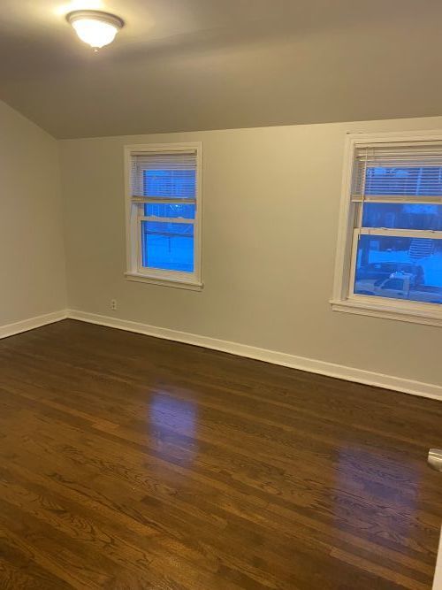 Photo - 9924 S Hoxie Ave