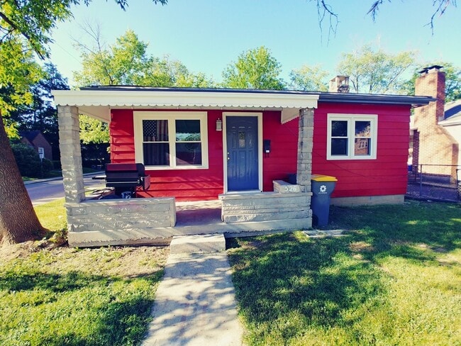 Building Photo - 526 E University St Unit 1 Rental