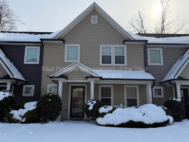 Building Photo - 6519 Ashebrooke Dr