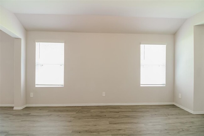 Photo - 13604 Mourning Dove Ct House