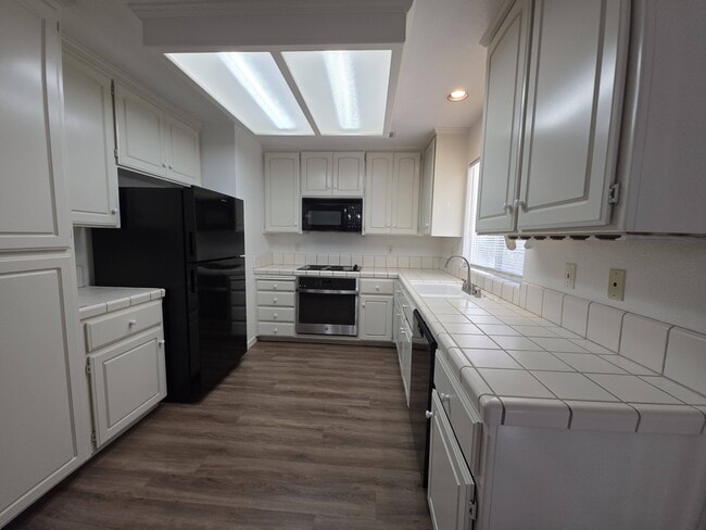 Photo - 819 Black Walnut Way