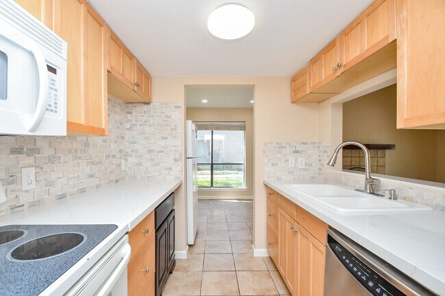 Photo - 9536 Windswept Ln Unit 9536