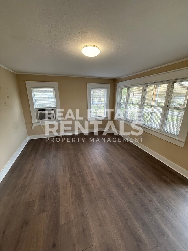 Photo - 504 Pearl St