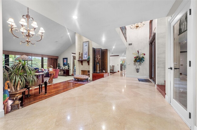 Photo - 10111 Vestal Ct