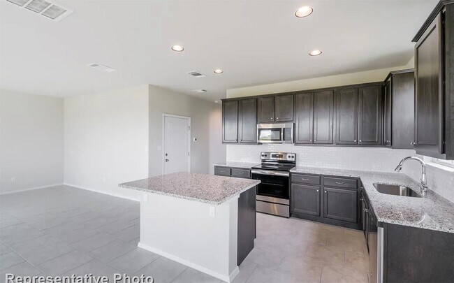 Photo - 202 Insider Loop