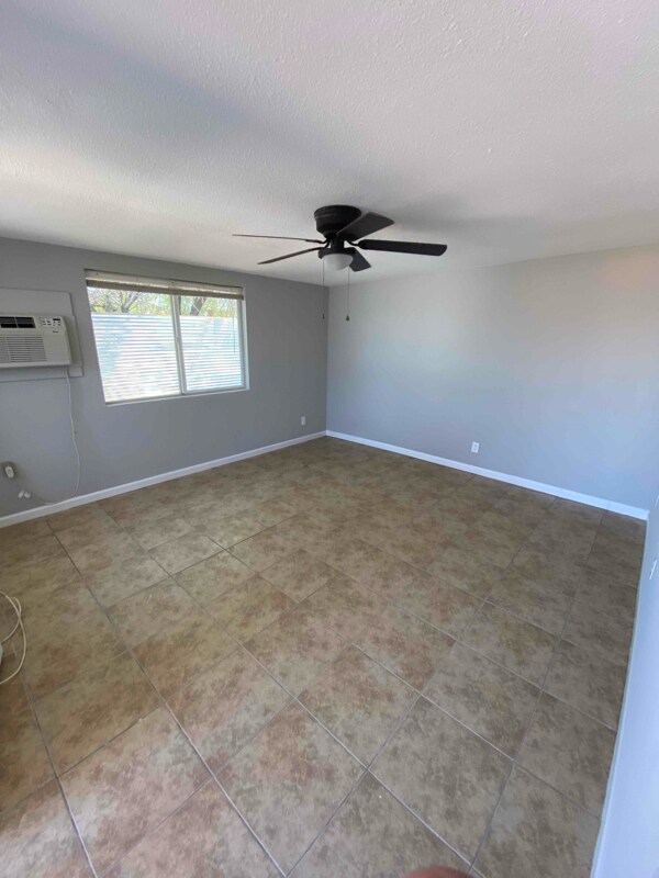 Photo - 417 N 32nd Pl Apartment Unit 6