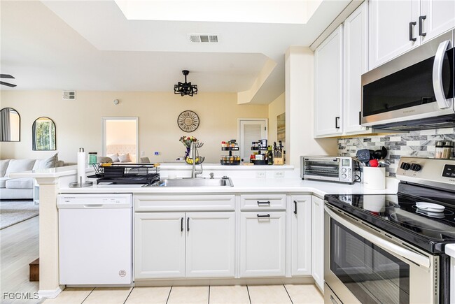 Photo - 9055 Colby Dr Unit 2213