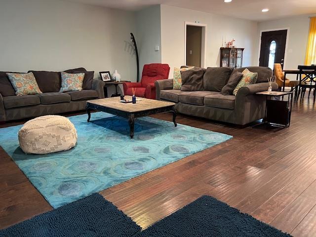 Photo - 2606 Loyola Ln