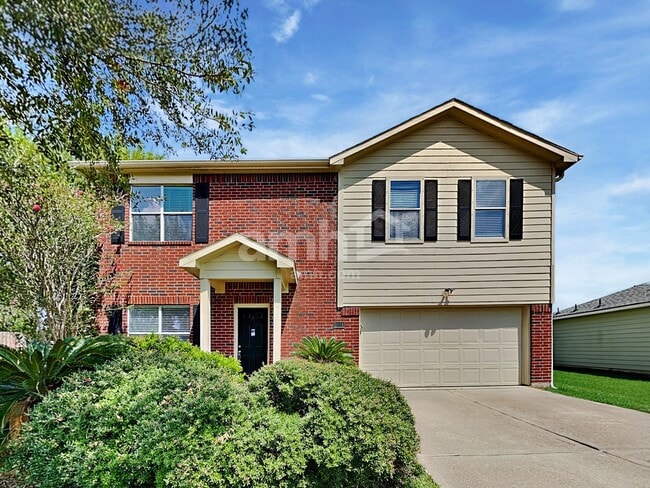 Building Photo - 9116 Dolphin Cir Rental