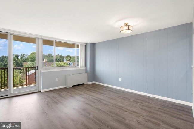 Photo - 5353 Columbia Pike Unit 607