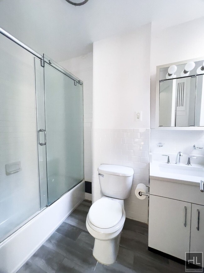 Photo - EAST 46 STREET Unit 8M