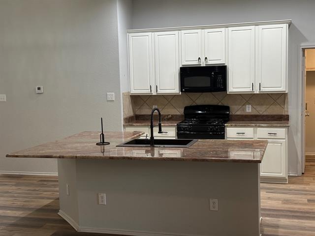 Photo - 5212 Blackwood Dr