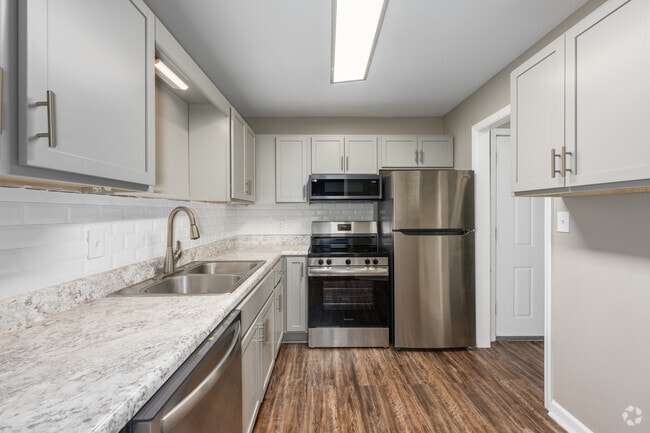 3BR, 2BA - 1,205SF - Kitchen