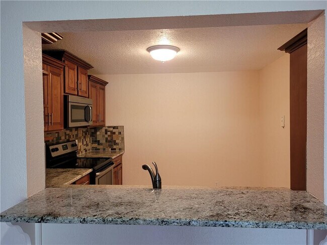 Photo - 2027 Coral Ridge Dr Unit 206 S