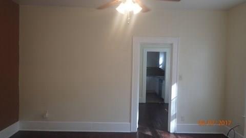 Photo - 5925 Worth St